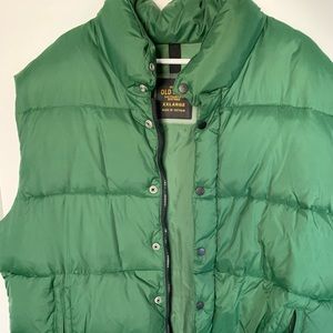 Never worn! Old navy hunter green vest 2XL